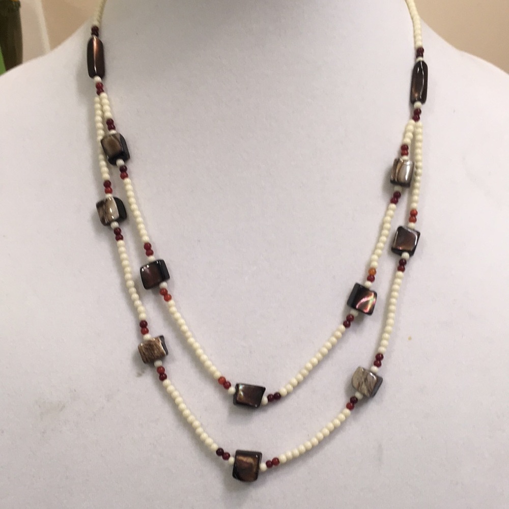 Beaded necklace